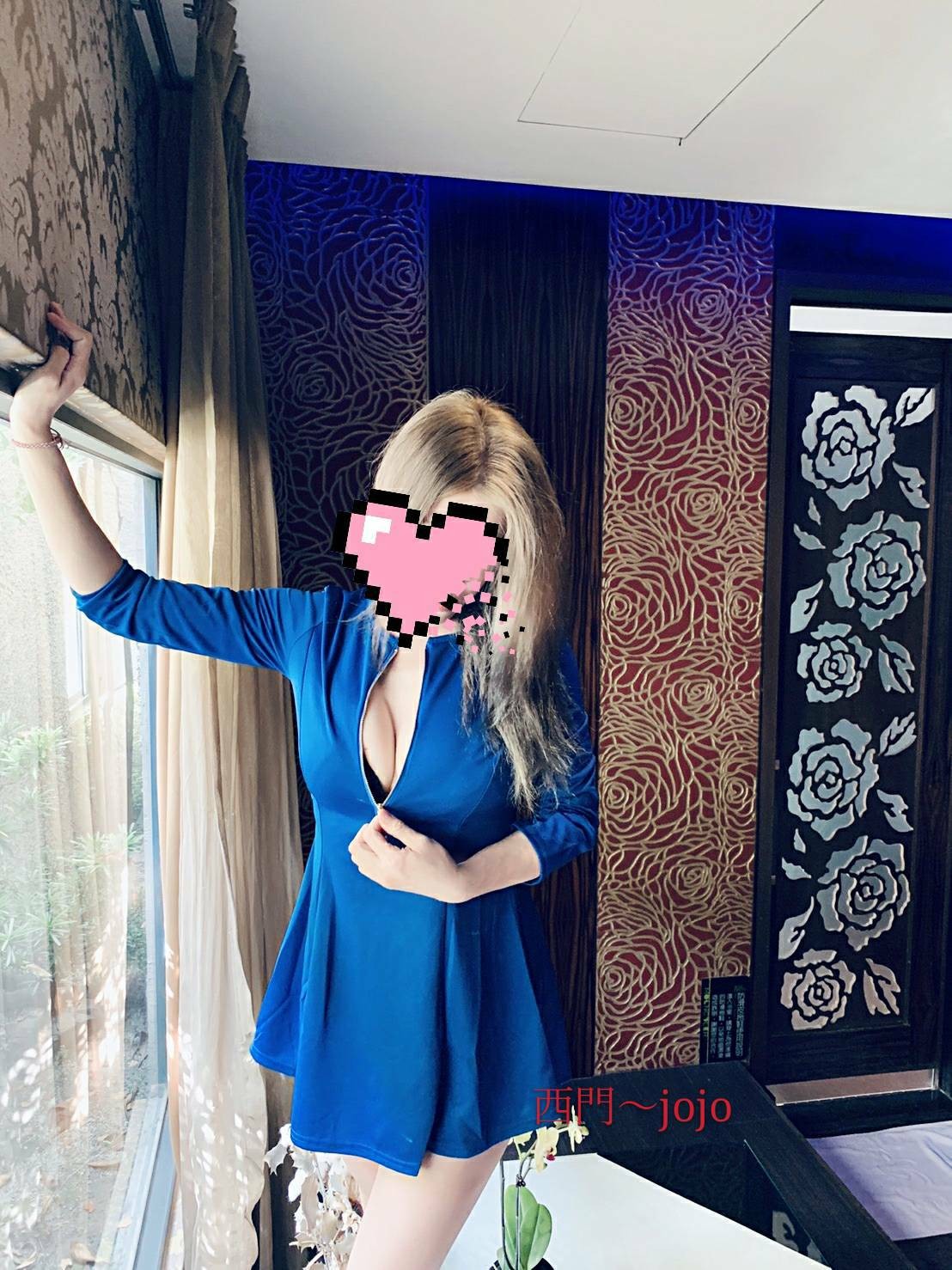 口爆大奶妹